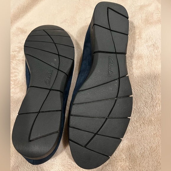 Clarks Navy Blue Suede Slip-On Loafers - Picture 7 of 7